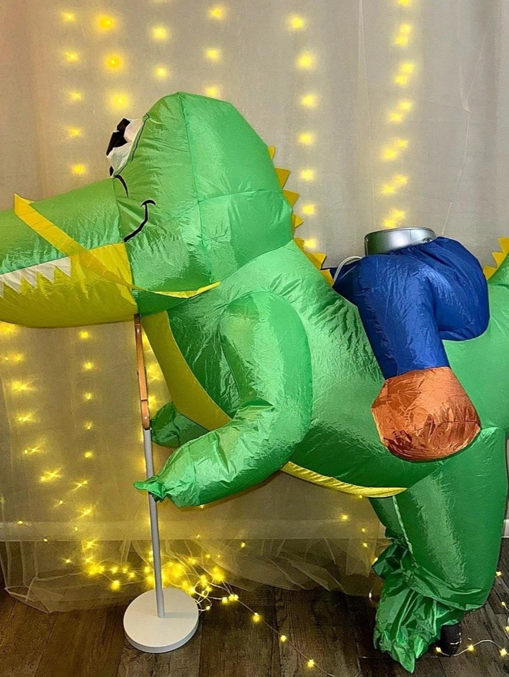 Older youth / Adult Inflatable Crocodile Ride-On Costume in Green & Yellow